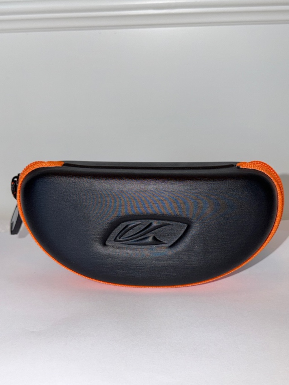Kaenon Semi-Hard Sunglass Case and Microfiber Drawstring Pouch Orange Trim w/Box - Picture 3 of 13